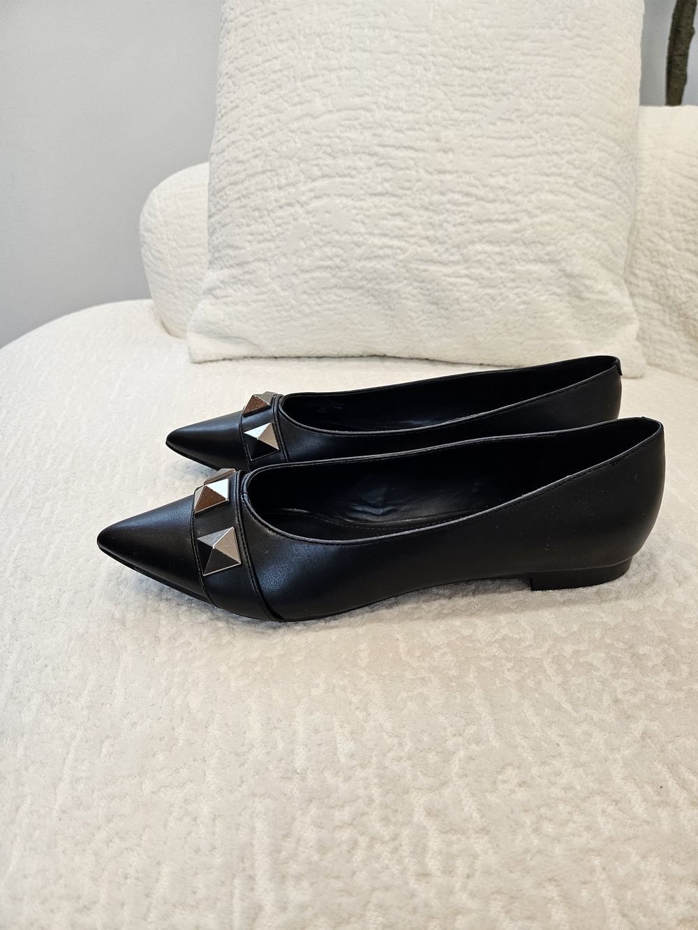 Marc Fisher Black Pointed Leather Flats with Stud Detail - Picture 2 of 9